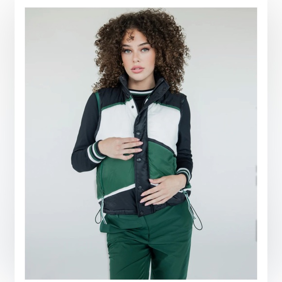 NWT Fore All Jackie Moon Green Black Women's Vest - Green Chevron Sz Large $150 - Picture 1 of 5
